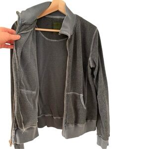 Soft Jacket, Brand is Pulp / No Tags Probably a Size Medium and Cotton Material.